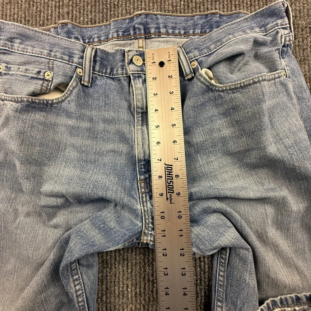 Levis 559 Relaxed Straight Leg Jeans Mens 38x30 Light Wash Blue Denim 00559-0377